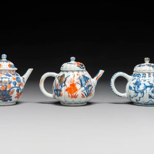 Six Chinese blue-white and Imari-style teapots, Kangxi/Yongzheng — 照片 7