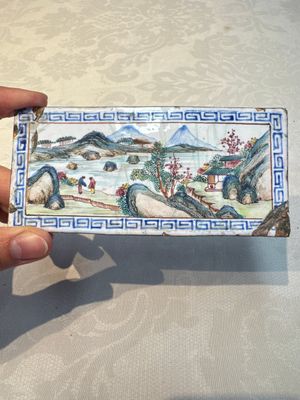 Six Chinese Canton enamel rectangular plaques with landscape, figural, floral and European subject designs, Qianlong — photo 60