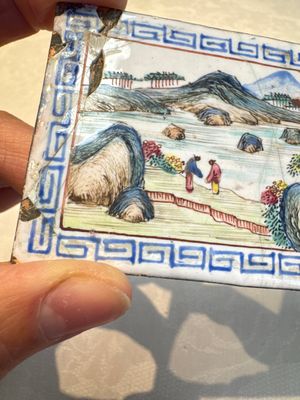 Six Chinese Canton enamel rectangular plaques with landscape, figural, floral and European subject designs, Qianlong — photo 62
