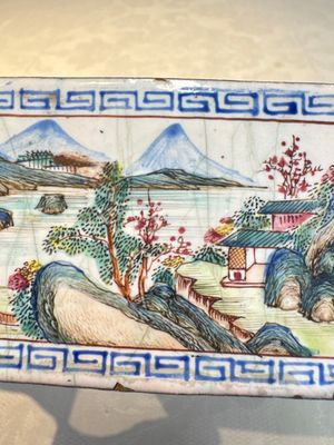 Six Chinese Canton enamel rectangular plaques with landscape, figural, floral and European subject designs, Qianlong — photo 65