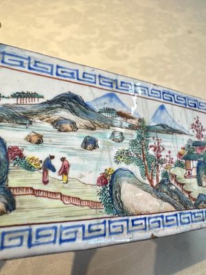 Six Chinese Canton enamel rectangular plaques with landscape, figural, floral and European subject designs, Qianlong — photo 66