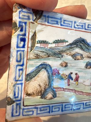 Six Chinese Canton enamel rectangular plaques with landscape, figural, floral and European subject designs, Qianlong — photo 67