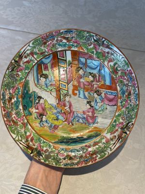 Six Chinese Canton famille rose deep plates with narrative design, 19th C. — photo 1