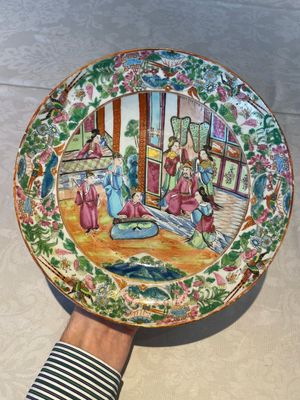 Six Chinese Canton famille rose deep plates with narrative design, 19th C. — photo 16