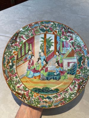 Six Chinese Canton famille rose deep plates with narrative design, 19th C. — photo 26