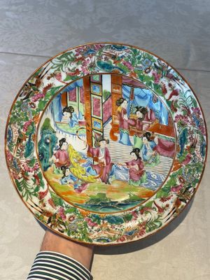 Six Chinese Canton famille rose deep plates with narrative design, 19th C. — photo 7