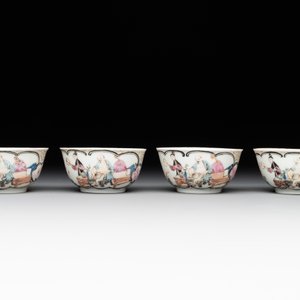Six Chinese Canton famille rose 'mandarin subject' cups and seven saucers, Yongzheng/Qianlong — photo 6