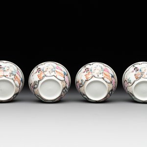 Six Chinese Canton famille rose 'mandarin subject' cups and seven saucers, Yongzheng/Qianlong — photo 10