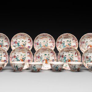 Six Chinese Canton famille rose 'mandarin subject' cups and ten saucers, Qianlong — photo 1