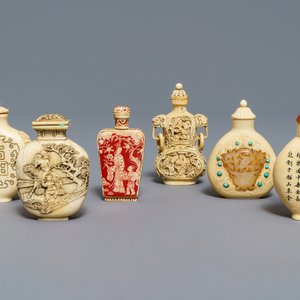 Six Chinese carved ivory snuff bottles, 19/20th C. — 照片 1