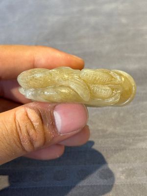 Six Chinese carved jade and agate 'figural' snuff bottles, 19/20th C. — photo 14