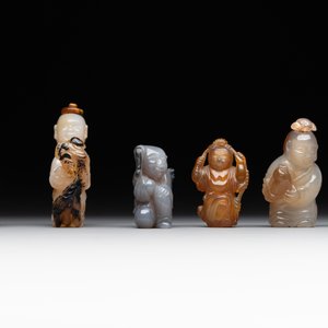 Six Chinese carved jade and agate 'figural' snuff bottles, 19/20th C. — photo 2