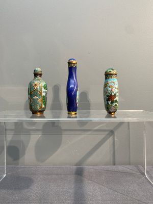 Six Chinese cloisonné snuff bottles, 19/20th C. — photo 2