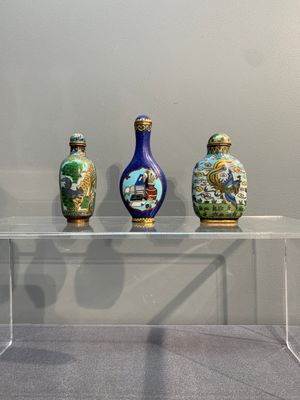 Six Chinese cloisonné snuff bottles, 19/20th C. — photo 3