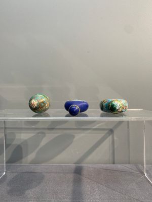 Six Chinese cloisonné snuff bottles, 19/20th C. — photo 5