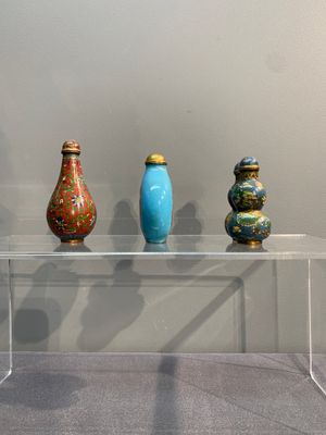 Six Chinese cloisonné snuff bottles, 19/20th C. — photo 10