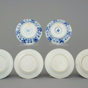 Six Chinese famille rose and clobbered blue & white plates, Kangxi/Qianlong — photo 2