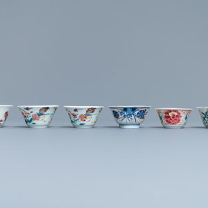 Six Chinese famille rose and Imari-style cups and saucers, Yongzheng/Qianlong — 照片 4