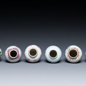 Six Chinese famille rose, Imari-style and iron-red-decorated tea caddies, Yongzheng/Qianlong — photo 6