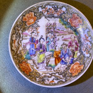 Six Chinese famille rose 'Mandarin' cups and saucers, Qianlong — photo 29