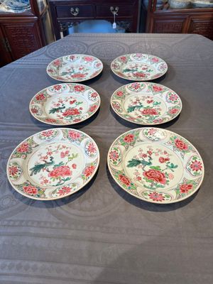 Six Chinese famille rose 'peacock and flowers' plates, Yongzheng — 照片 1