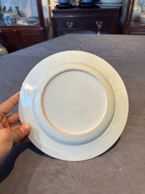 Six Chinese famille rose 'peacock and flowers' plates, Yongzheng — 照片 32