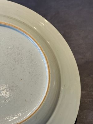 Six Chinese famille rose 'peacock and flowers' plates, Yongzheng — 照片 34