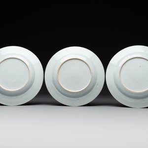 Six Chinese famille rose 'peacock and flowers' plates, Yongzheng — 照片 3