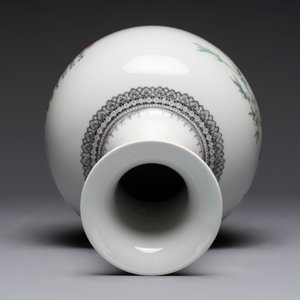 Six Chinese famille rose vases, 20th C. — 照片 12