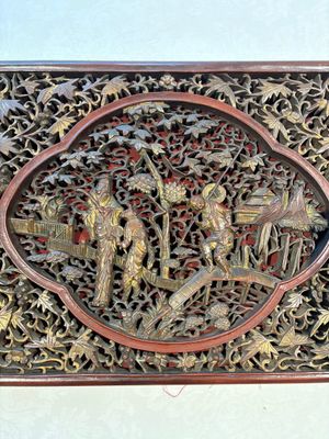 Six Chinese gilt-lacquered carved wooden panels with narrative design, 19th C. — 照片 3