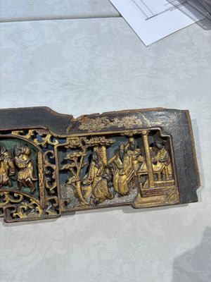 Six Chinese gilt-lacquered carved wooden panels with narrative design, 19th C. — 照片 31