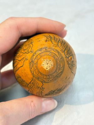 Six Chinese gourd cricket cages and seven carved gourds, 20th C. — photo 41