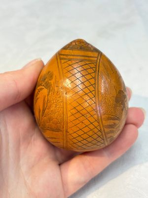 Six Chinese gourd cricket cages and seven carved gourds, 20th C. — photo 50
