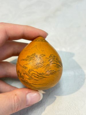 Six Chinese gourd cricket cages and seven carved gourds, 20th C. — photo 56