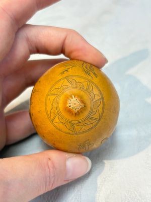Six Chinese gourd cricket cages and seven carved gourds, 20th C. — photo 73