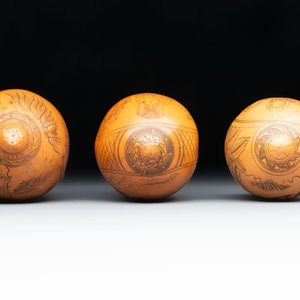 Six Chinese gourd cricket cages and seven carved gourds, 20th C. — photo 12