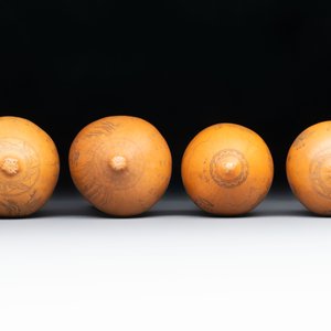 Six Chinese gourd cricket cages and seven carved gourds, 20th C. — photo 16