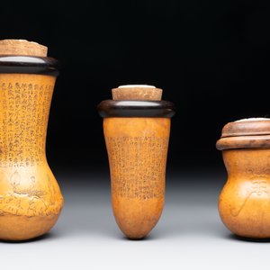 Six Chinese gourd cricket cages and seven carved gourds, 20th C. — photo 5