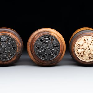 Six Chinese gourd cricket cages and seven carved gourds, 20th C. — photo 8