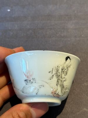 Six Chinese grisaille cups and saucers with Magu and a servant, Yongzheng/Qianlong — 照片 15