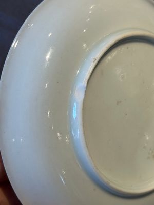 Six Chinese grisaille cups and saucers with Magu and a servant, Yongzheng/Qianlong — 照片 20