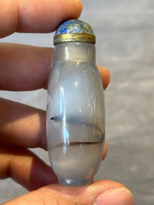 Six Chinese hardstone and agate snuff bottles, 19/20th C. — photo 11