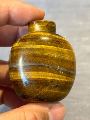 Six Chinese hardstone and agate snuff bottles, 19/20th C. — photo 20
