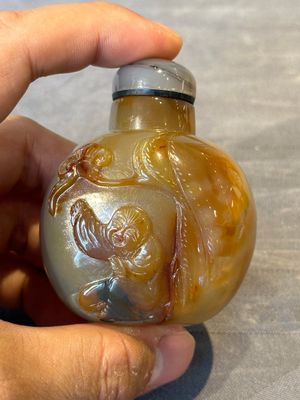 Six Chinese hardstone and agate snuff bottles, 19/20th C. — photo 2