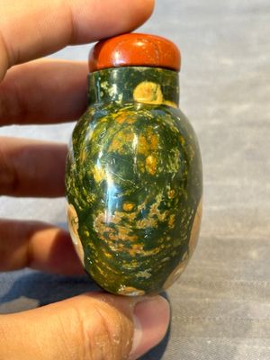 Six Chinese hardstone and agate snuff bottles, 19/20th C. — photo 25