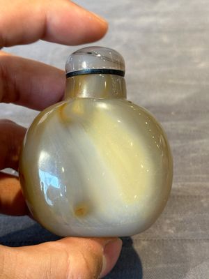 Six Chinese hardstone and agate snuff bottles, 19/20th C. — photo 4