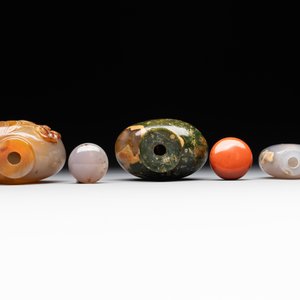 Six Chinese hardstone and agate snuff bottles, 19/20th C. — photo 8