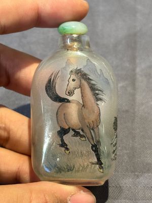 Six Chinese inside-painted glass snuff bottles, 20th C. — foto 18