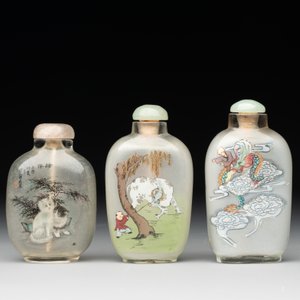 Six Chinese inside-painted glass snuff bottles, 20th C. — foto 2