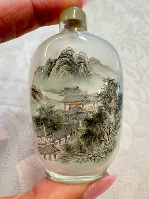 Six Chinese inside-painted snuff bottles, signed Xue Shaofu 薛少甫, Ye Fuying 葉甫英 and Yan Yutian 閻玉田, 20th C. — photo 18